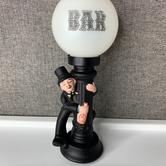 Vintage Charlie Chaplin Bar Lamp Hobo Drunk Lamp Post Bar Table Light - Picture 10 of 11